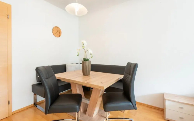 Herrliche Ferienwohnung mit Sauna in Strengen