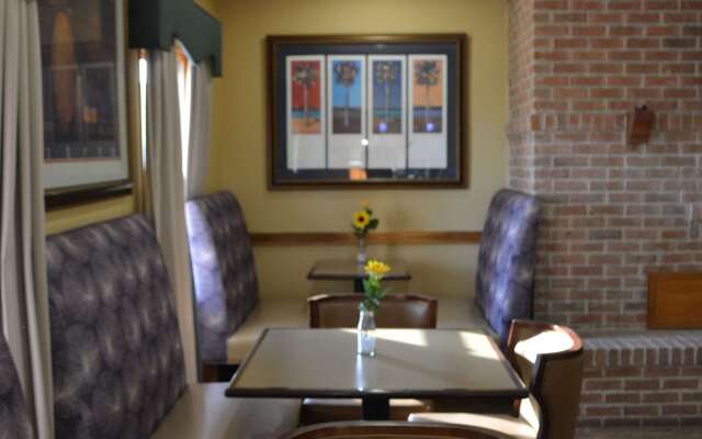 Quality Inn And Suites Dublin