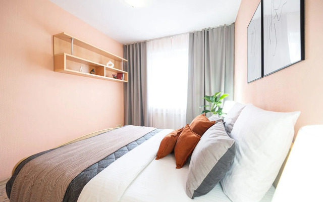 Пять Звезд на Ленина 83А