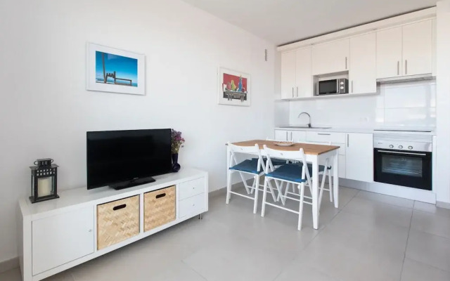 Tenerife South Shore Apartament, Coastal Lifestyle