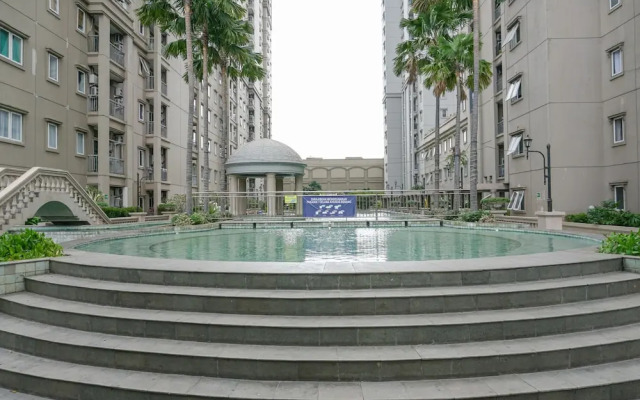 Well Furnished 2Br Grand Palace Kemayoran Apartment