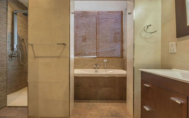 Hard to come by - modern & huge house in Sliema