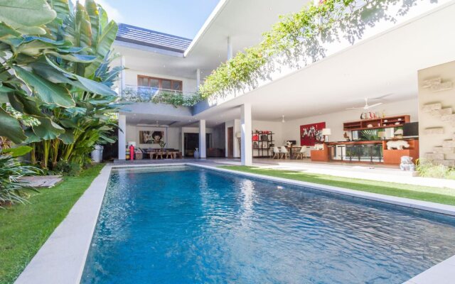 Alopa Villas