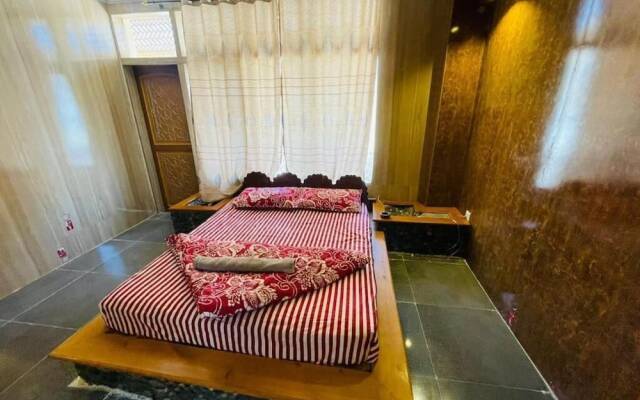 Mondoq Fort Hotel Skardu