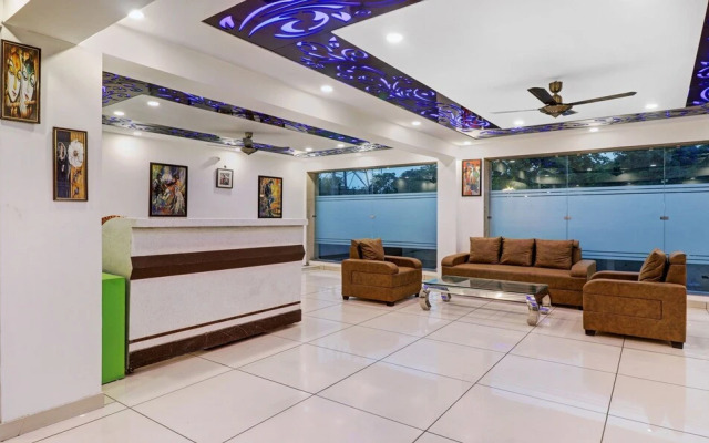 Treebo Nearmi Bell House