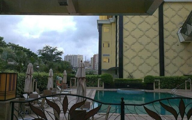 Western Coast Garden Hotel