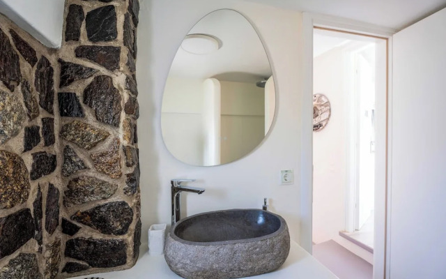 Phaedrus Living: Ornos Beach House Mykonos