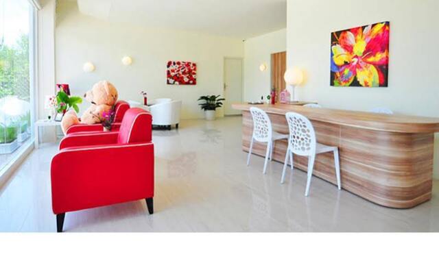 Le Guest House