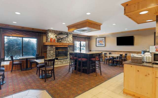 Best Western Plus Olympic Inn