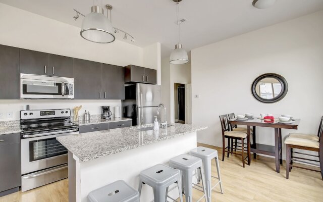3BR Downtown Loft Financial District