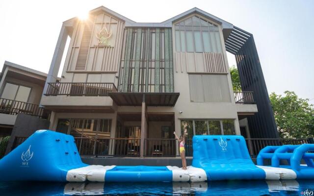 W1Bangkoknoi Hotel