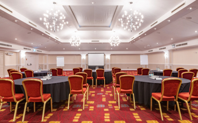 Avisford Park Hotel