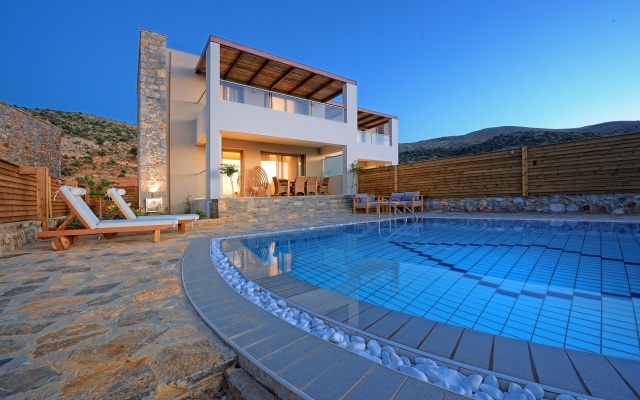 The Noverian Scenic Crete Hilltop Villa Resort & Spa