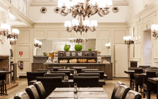 Hotel des Colonies Brussels by Mercure