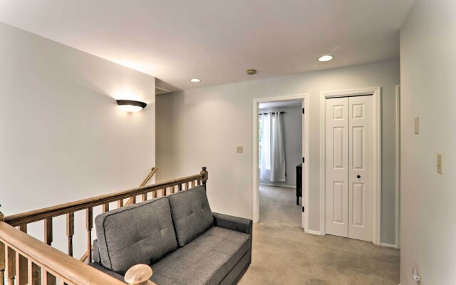 East Stroudsburg Hideaway w/ 2 Community Pools!