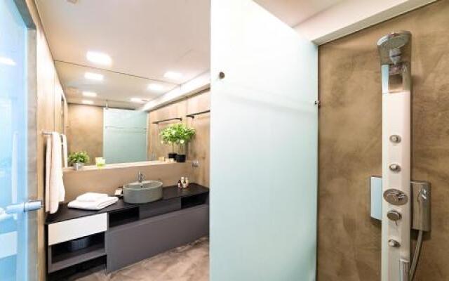 Erasmia Suites