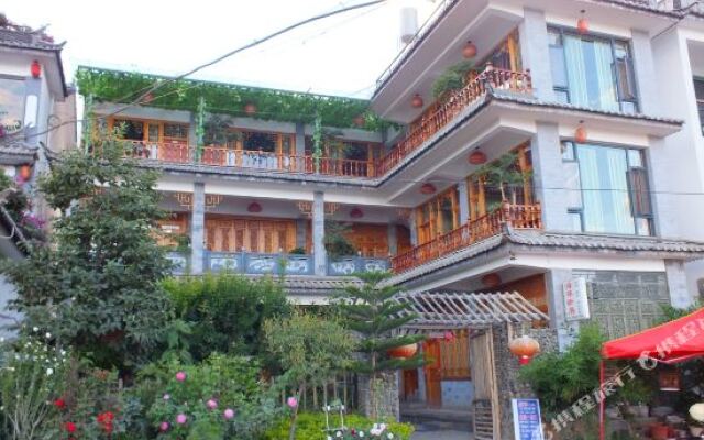 Haiqin Xinju Inn Shuanglang