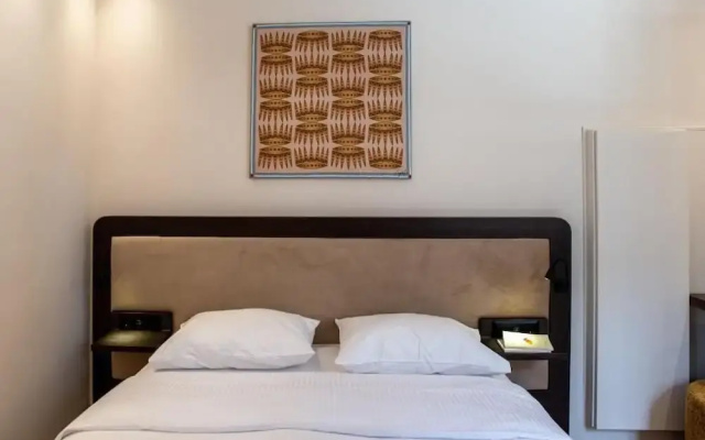 Epitome Suites