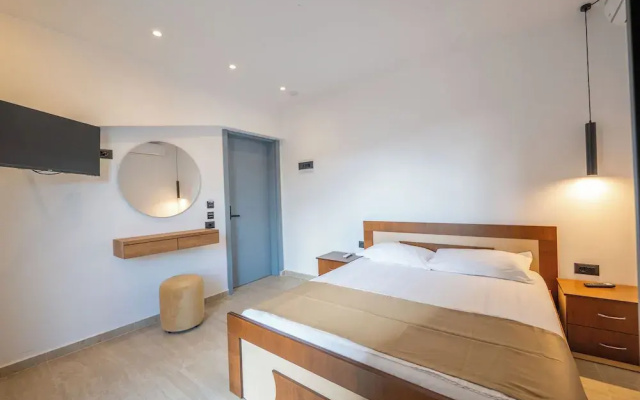 Hotel ENAD