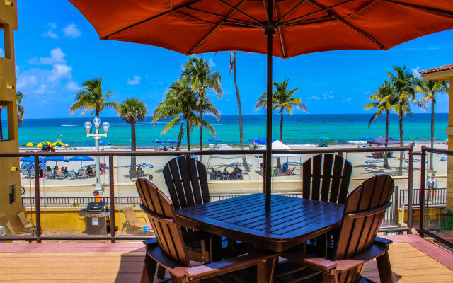 Hollywood Sands Resort