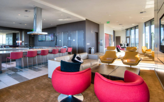 Furnished Apartments on Pine Street