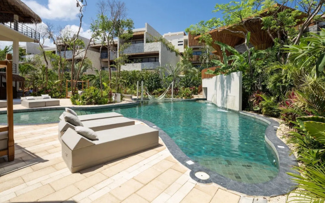 Adora Tulum