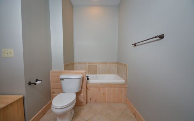 Glass Mountain Lodge 5 Bedroom House