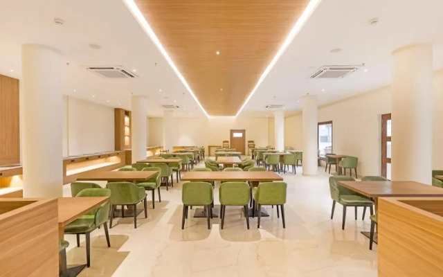 Club Mahindra Arookutty