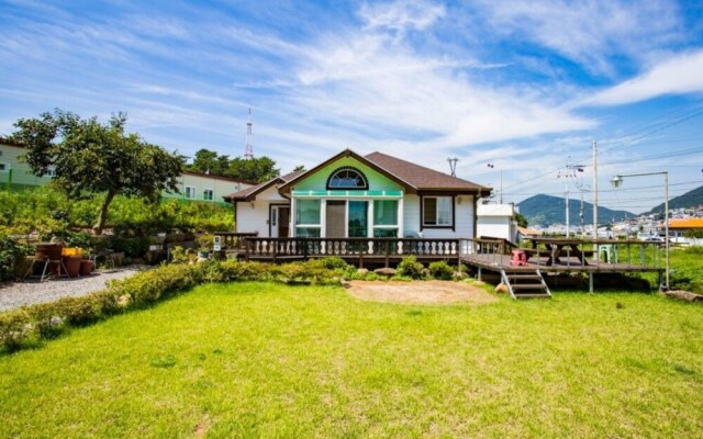 Yeosu Daeun Pension