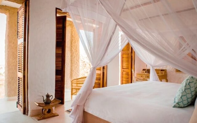Ziwani Lodge