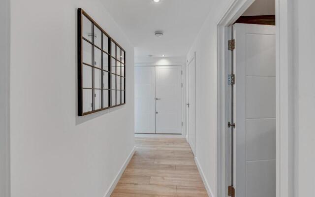 St Martins House Luxury 2 Bedroom Apartments Ruislip