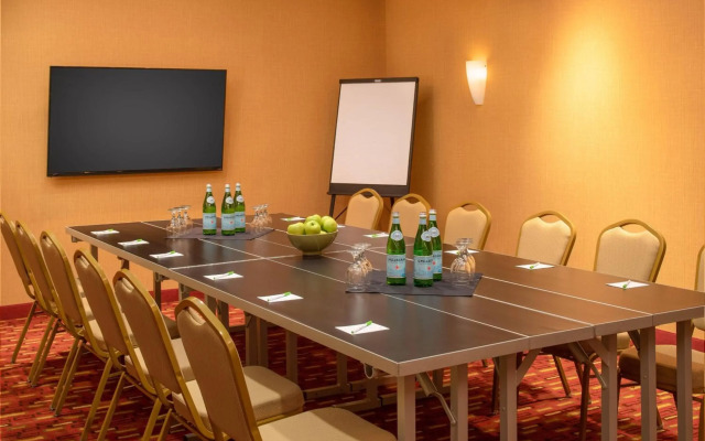 Courtyard by Marriott Sacramento Cal Expo