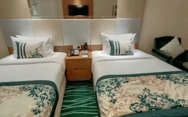 Orange Megastructure LLP