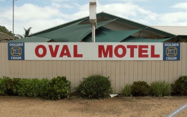 Oval Motel