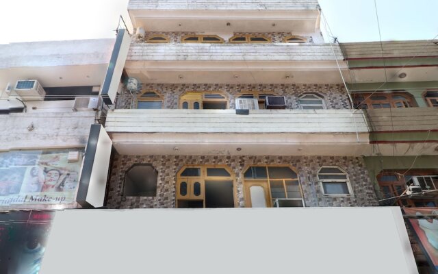 Oyo 28476 Jalandhar Guest House