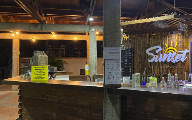 Hotel Girardot Resort by On Vacation