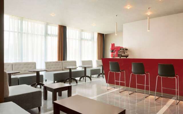 Ramada by Wyndham Constanta