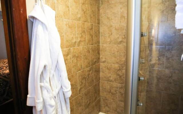 Bed & Breakfast On Broadway