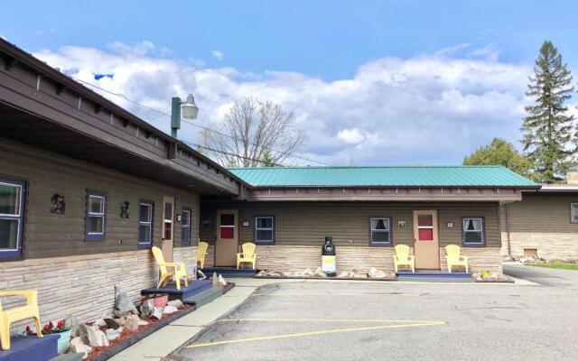 Hilltop Lodge