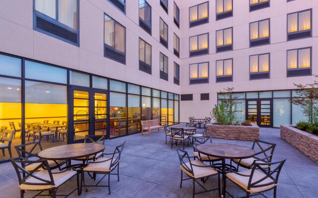 Staybridge Suites Seattle - Fremont, an IHG Hotel