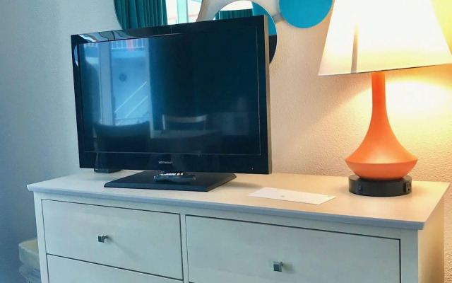 Hotel Cabana Oceanfront/ Boardwalk