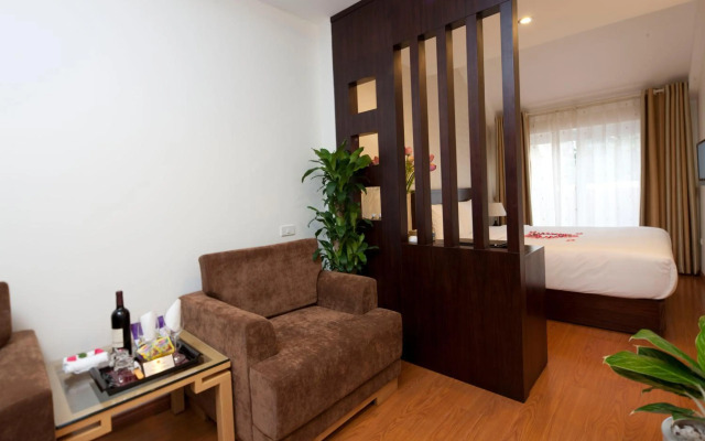 Rising Dragon Legend Hotel