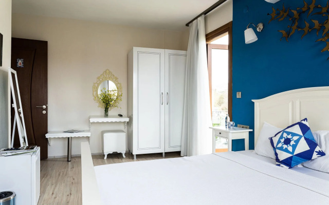 Cunda Eren Otel