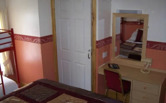 The Cresta Guest House