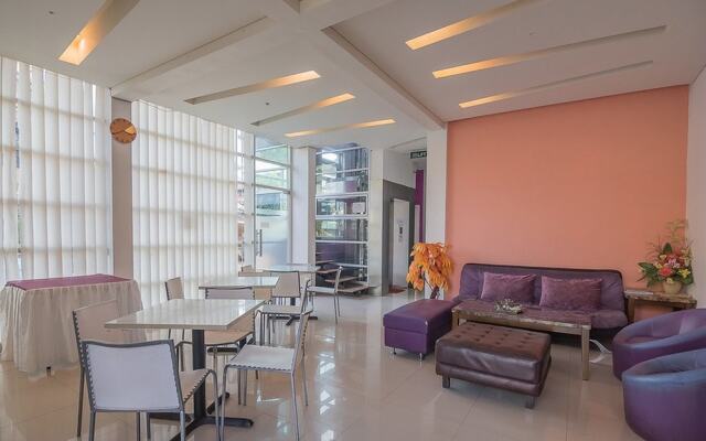 RedDoorz Plus near Undip Pleburan