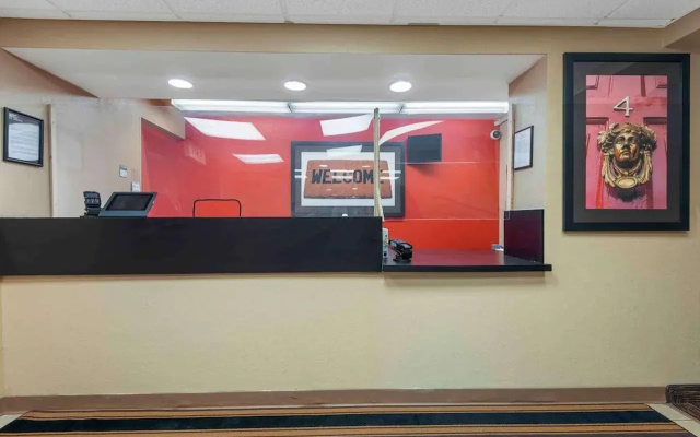 Studio 6 Corporate Extended Stay Buffalo Amherst NY