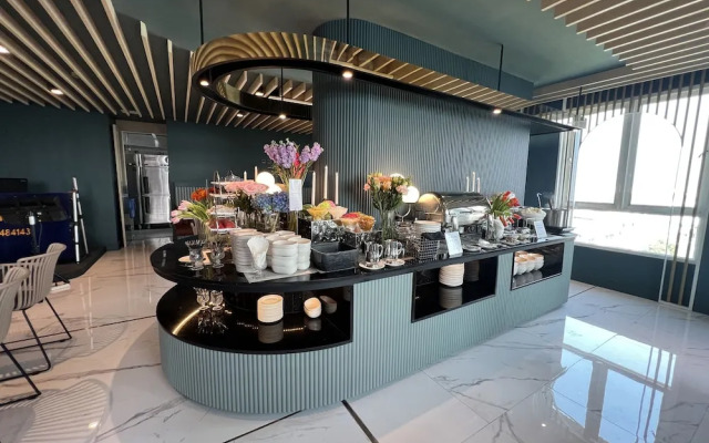ARNI Skye Hotel