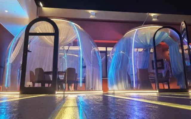 Dongguan Tangxia Baifeilin Hotel (South High-speed Railway Station)