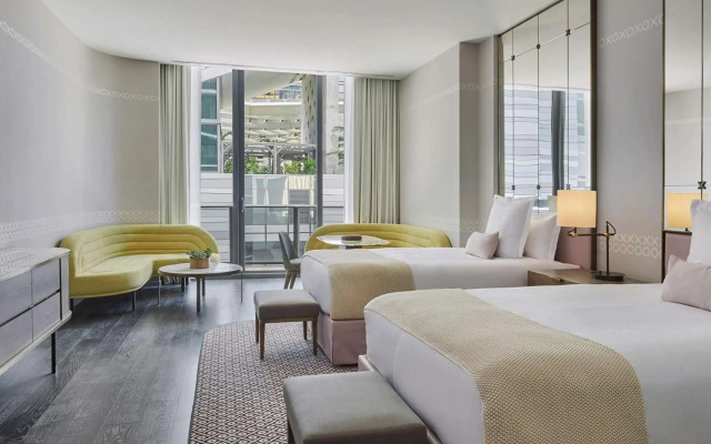 SLS LUX Brickell