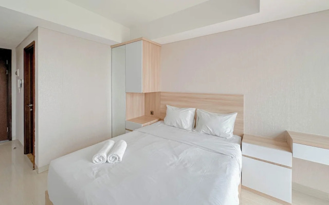 Studio Modern Style at Grand Sungkono Lagoon Apartment